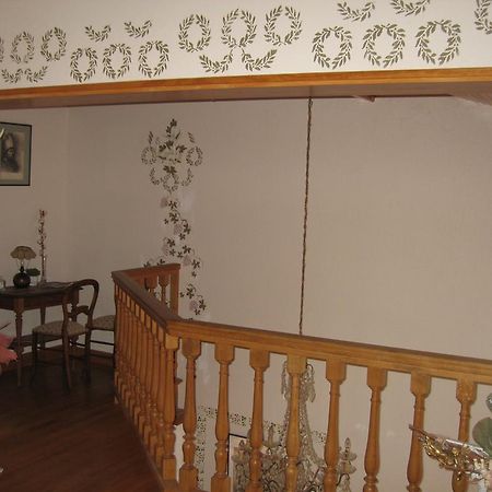 Domaine Du Besset Hotell Aubusson-d'Auvergne Exteriör bild