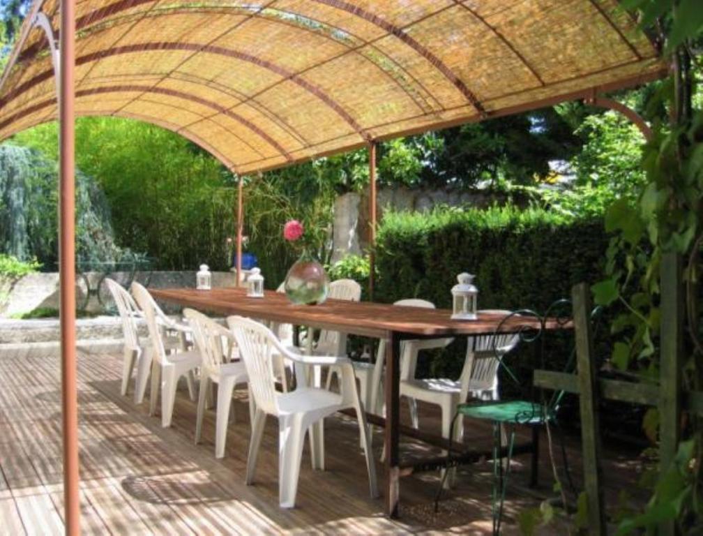 Domaine Du Besset Hotell Aubusson-d'Auvergne Exteriör bild