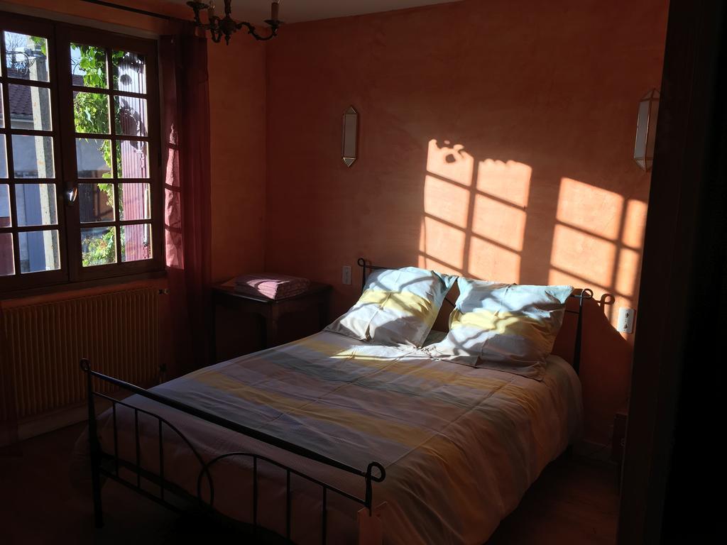 Domaine Du Besset Hotell Aubusson-d'Auvergne Exteriör bild
